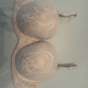 Victoria Secret 38 DDD